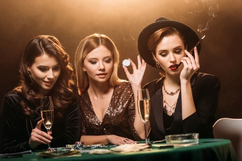 Studio live dealer SA Gaming dengan dealer profesional dan multi-kamera
